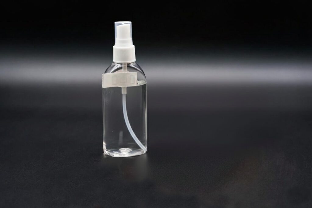 Flag RFID label on liquid