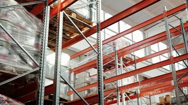Complete Buyer Guide to On-Metal RFID Labels for Industrial Asset Tracking