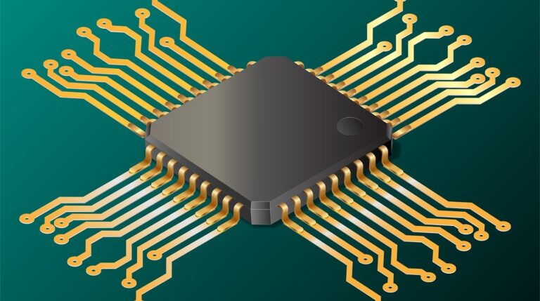 The Ultimate Guide to RFID FundamentalsRFID fundamentals explained: HF vs UHF, chip types, EPC memory and basic antenna