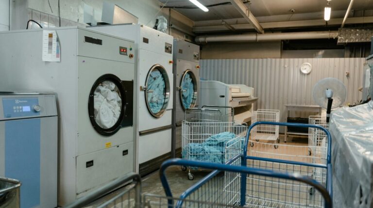 What RFID Labels Boost Hospital Laundry Asset Tracking?
