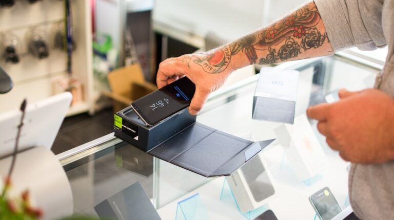 UHF vs NFC RFID retail in an industrial RFID application
